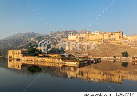 Amer (Amber) fort, Rajasthan, India Amer (Amber) fort, Rajasthan, India 12697717