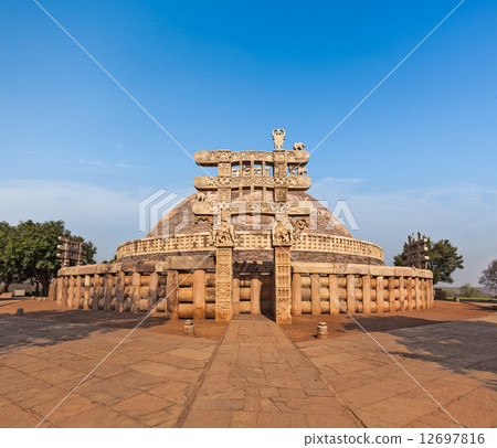 Great Stupa. Sanchi, Madhya Pradesh, India 12697816