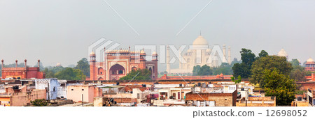 Panorama of Taj Mahal view over roofs of Agra 12698052