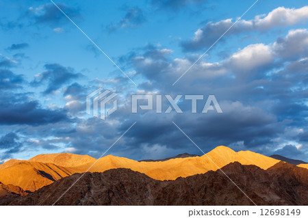 Himalayas mountains on sunset Himalayas mountains on sunset 12698149