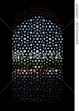 Marble carved screen window at Humayun's Tomb, Delhi Marble carved screen window at Humayun's Tomb, Delhi 12699054