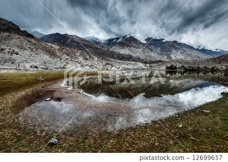 Mountain lake Lohan Tso in Himalayas Mountain lake Lohan Tso in Himalayas 12699657
