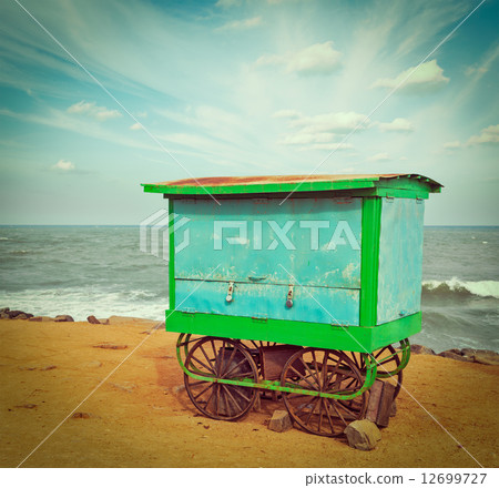 Cart on beach, Tamil Nadu, India 12699727