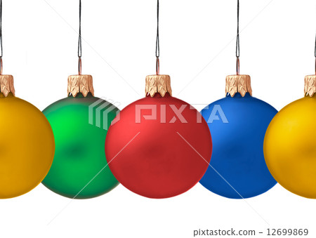 Row pf hanging Christmas baubles isolated (seamless horizontall 12699869