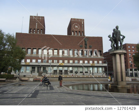 Oslo City Hall 12701429