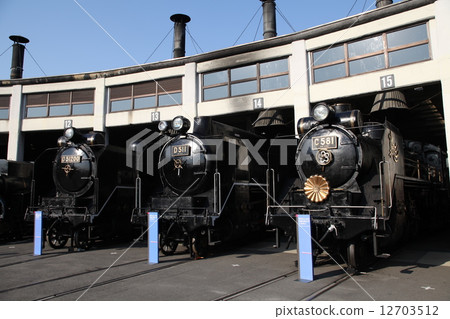 Plum alleys steam locomotive building Plum alleys steam locomotive building 12703512