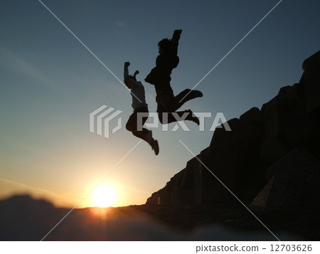 Silhouette Silhouette 12703626