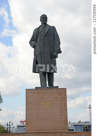 俄羅斯Yuzhno-Sakhalinsklenin廣場 俄羅斯Yuzhno-Sakhalinsklenin廣場 12708998