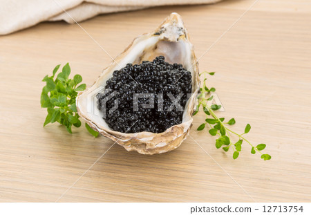 Black caviar 12713754