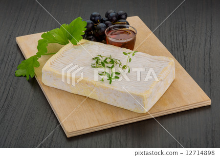 Brie cheese Brie cheese 12714898