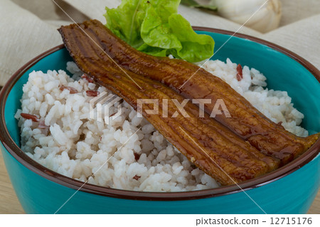 Eel with rice 12715176