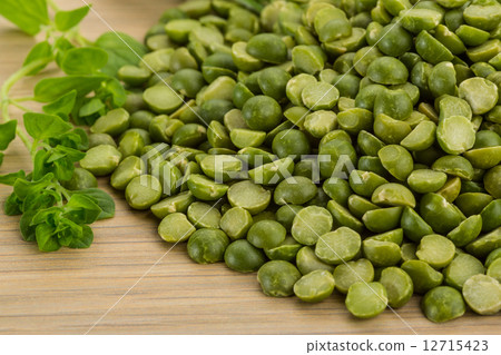 Dry green peas Dry green peas 12715423