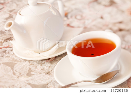 black tea 12720186