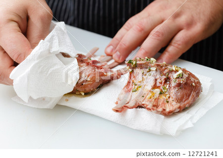 Raw lamb chops Raw lamb chops 12721241