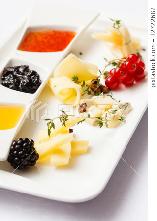 cheese plate 12722682