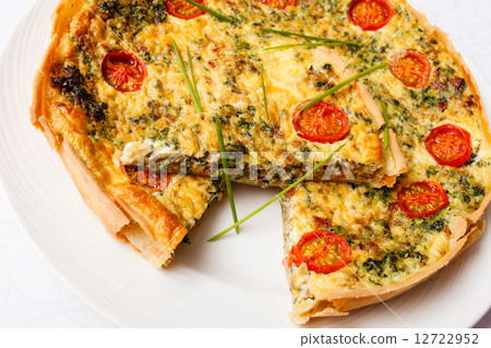 French quiche 12722952