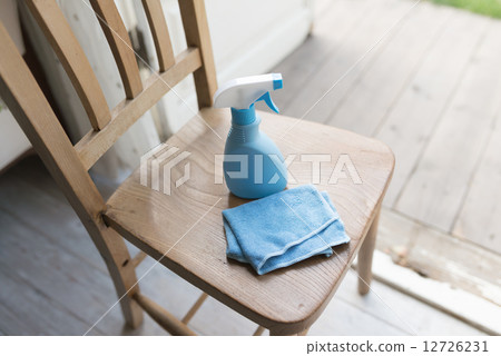 Cleaning products 12726231