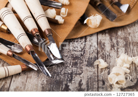 wood carving tools 12727365