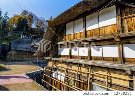 山形縣多層私人住宅的雪地摩託的準備·Ramenamata 山形縣多層私人住宅的雪地摩託的準備·Ramenamata 12728285