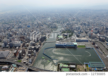 博多街道的鳥瞰圖 12730805