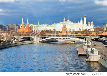 illuminated Moscow Kremlin and Moskva River illuminated Moscow Kremlin and Moskva River 12731419