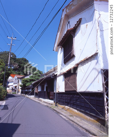 “世界文化遺產”Iwami Ginzan,Onsensu(Yunusu)溫泉/內藤家族Shogaya豪宅的傳統市容“國家指定重要傳統建築群保護區” “世界文化遺產”Iwami Ginzan,Onsensu(Yunusu)溫泉/內藤家族Shogaya豪宅的傳統市容“國家指定重要傳統建築群保護區” 12732245