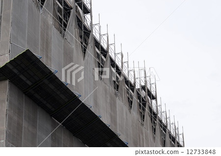 Renovation construction site -3 12733848