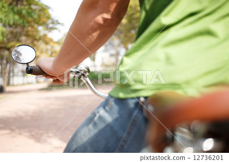 bicyclist bicyclist 12736201