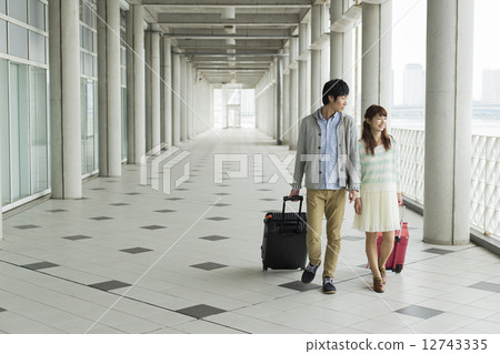Family trip 12743335