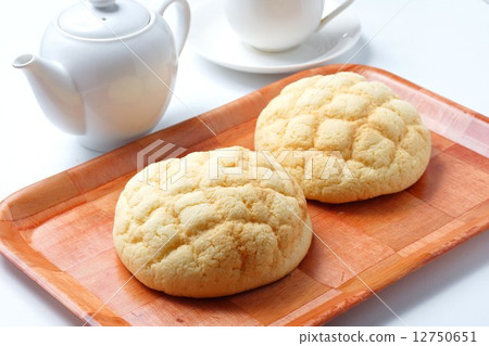 Melon bread 12750651