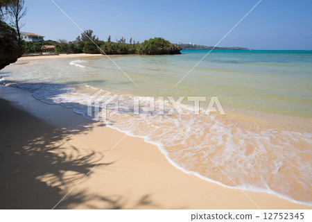 Beach in Okinawa · Uba neighborhood park beach Beach in Okinawa · Uba neighborhood park beach 12752345