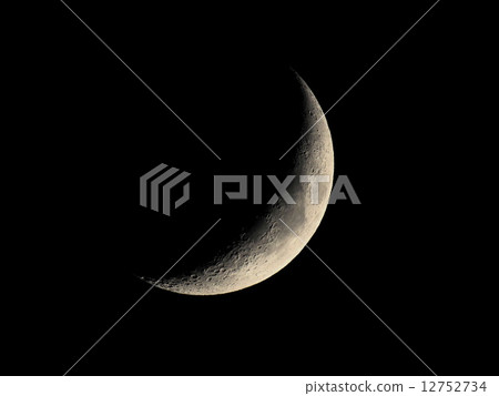 Silvery crescent moon Silvery crescent moon 12752734