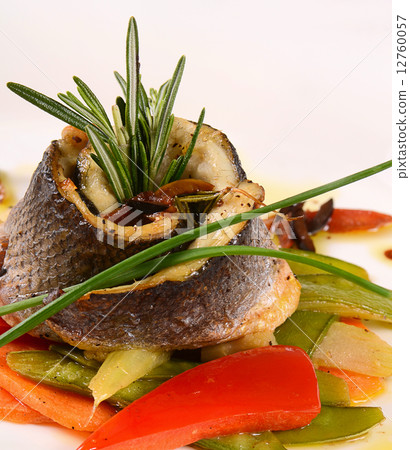 Sea bass fillet with spring vegetables Sea bass fillet with spring vegetables 12760057