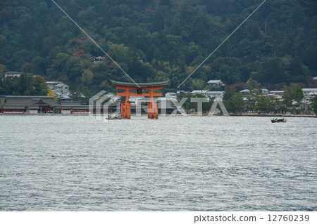 Itsukushima shrine Itsukushima shrine 12760239