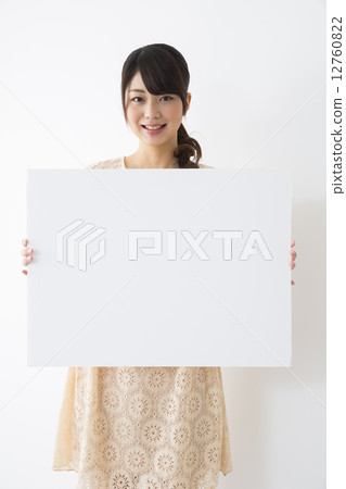 Portrait young lady Portrait young lady 12760822