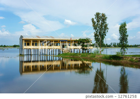 Vietnamese shool in flooded season 12761258