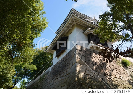 Okayama castle in early autumn Okayama castle in early autumn 12763189