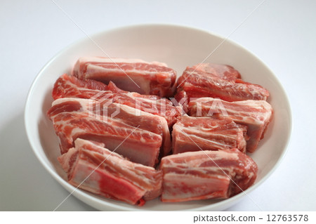 生豬排骨 12763578