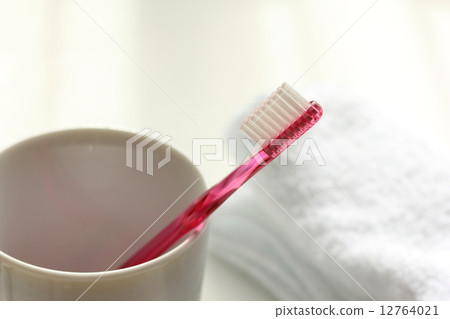 Stock Photo: tooth brush, towels, everyday life