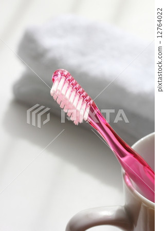 Stock Photo: tooth brush, towels, everyday life