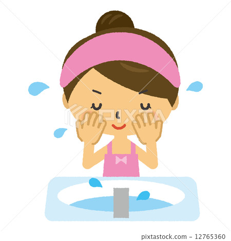 Washing the face [two heads · series] 12765360