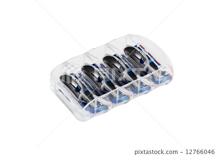 The shaving cartridges 12766046