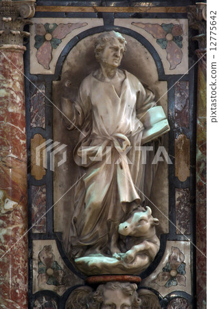 St.Luke the Evangelist, pulpit in Zagreb cathedral 12775642