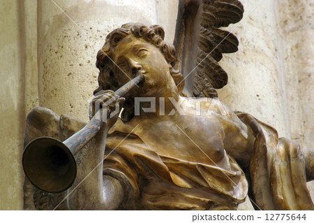 Angel musician Angel musician 12775644