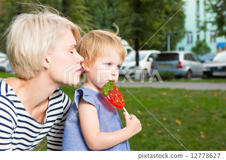 Young mother and her toddler girl 12778627