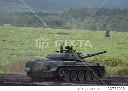 74 Tank 74 TK (2nd generation main tank) 2014 Fuji general fire exercise 12779013