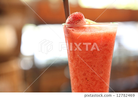 Strawberry mocktail Strawberry mocktail 12782469