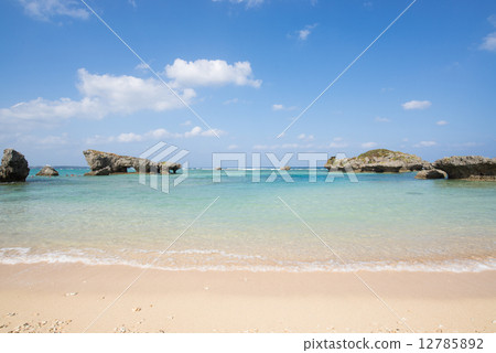 Beach of Okinawa · Meitaka beach Beach of Okinawa · Meitaka beach 12785892