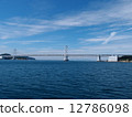 海和天空，白色橋樑 12786098