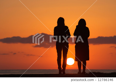 我想到了日落。 我想到了日落。 12786146